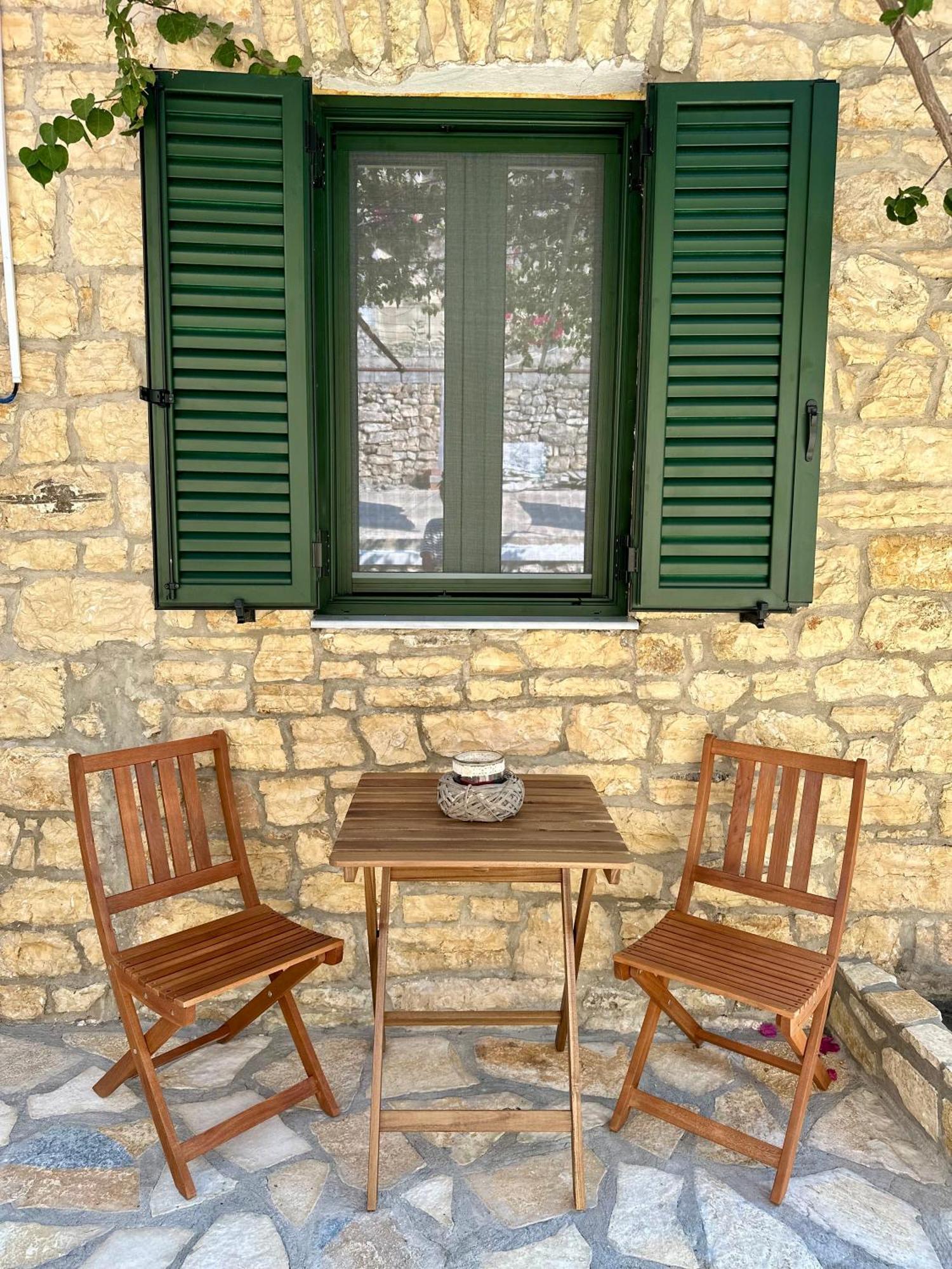 Chrysavgi Stone House * Katomerion